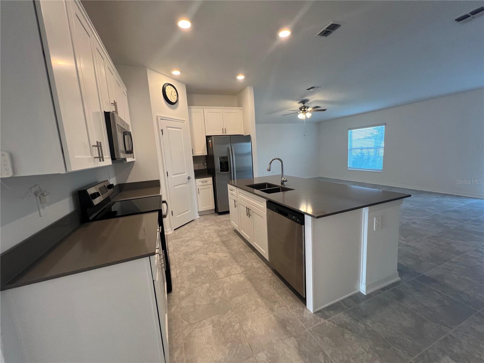 CYPRESS PARK ESTATES - Residential