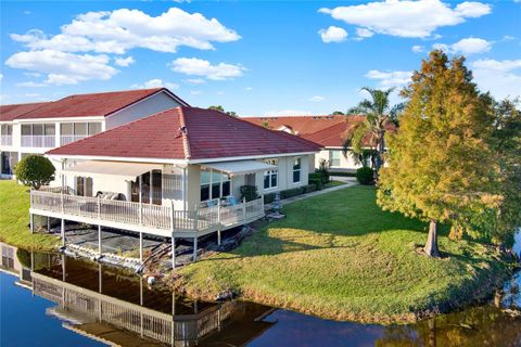 A home in WINTER HAVEN