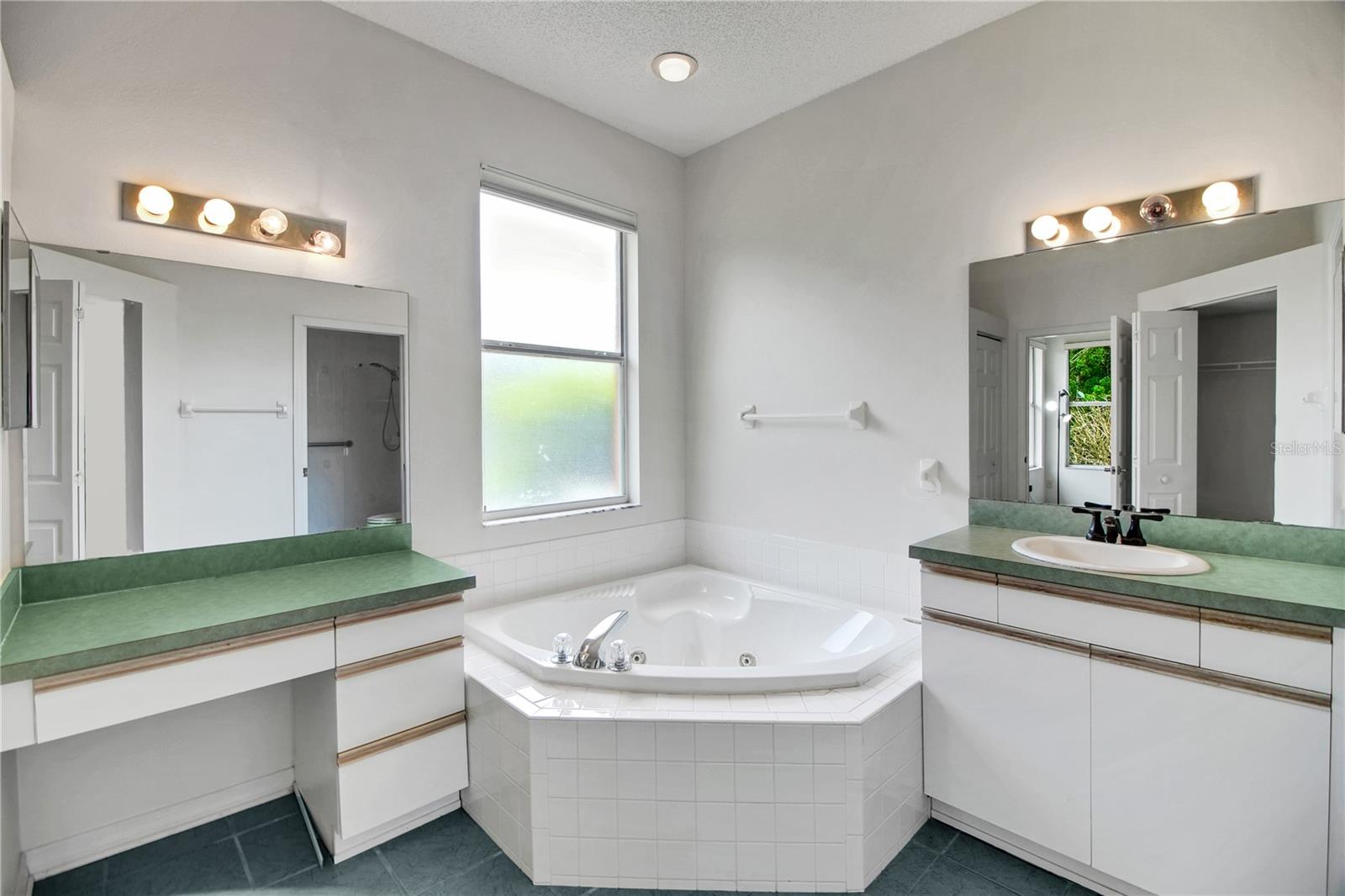 PENNBROOKE FAIRWAYS - Residential