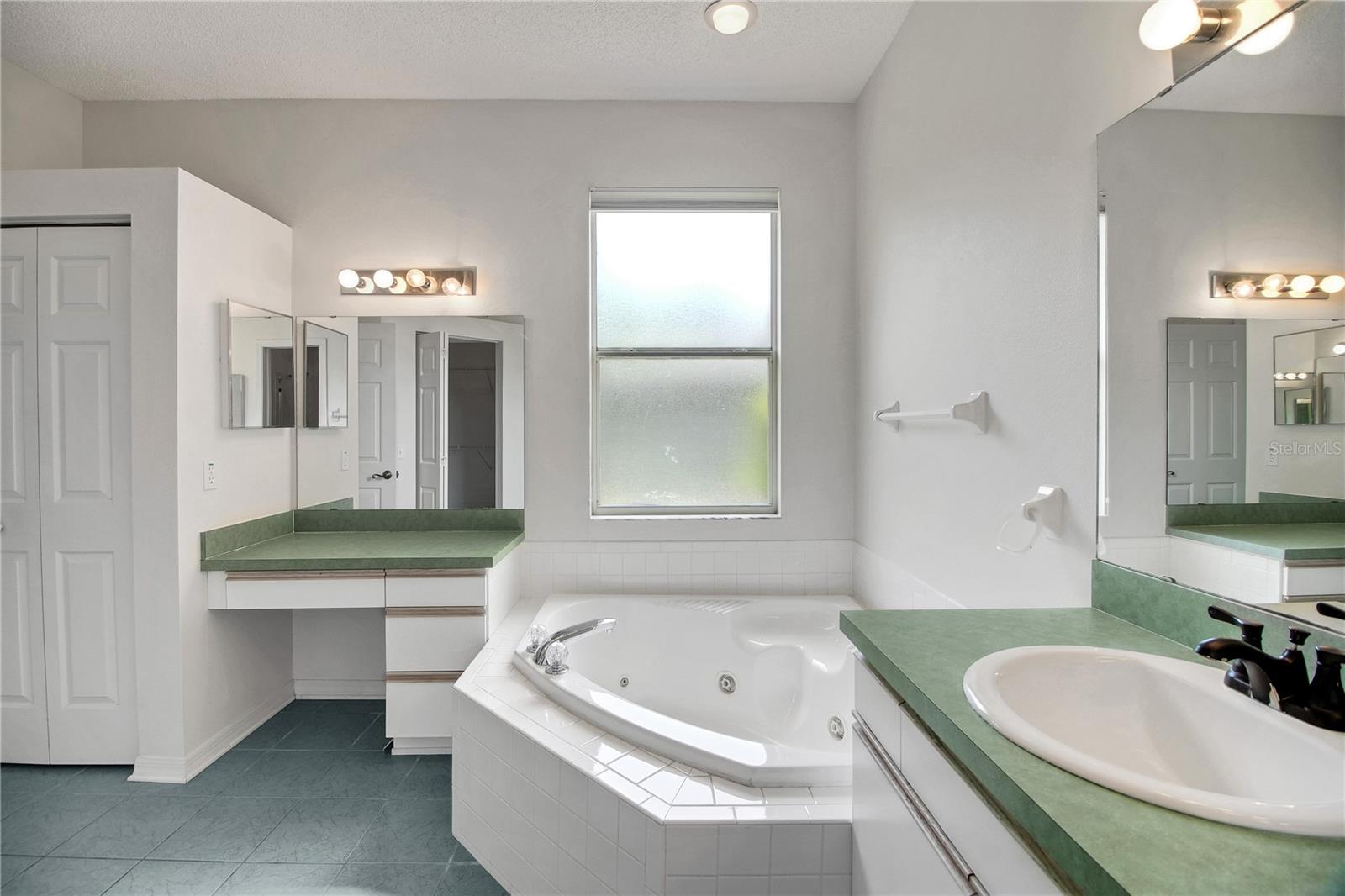 PENNBROOKE FAIRWAYS - Residential