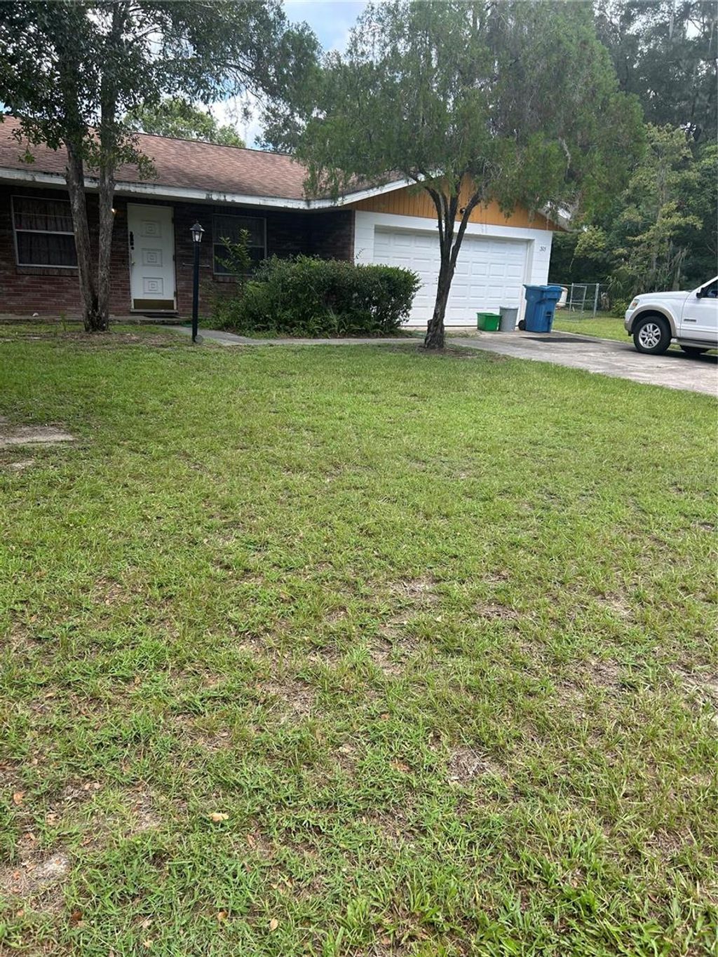 Photo of 305 Violetwood Road, Deland, FL 32720 (MLS # V4944941)
