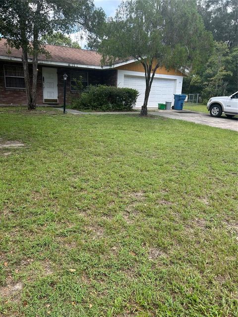 Photo of 305 Violetwood Road, Deland, FL 32720 (MLS # V4944941)