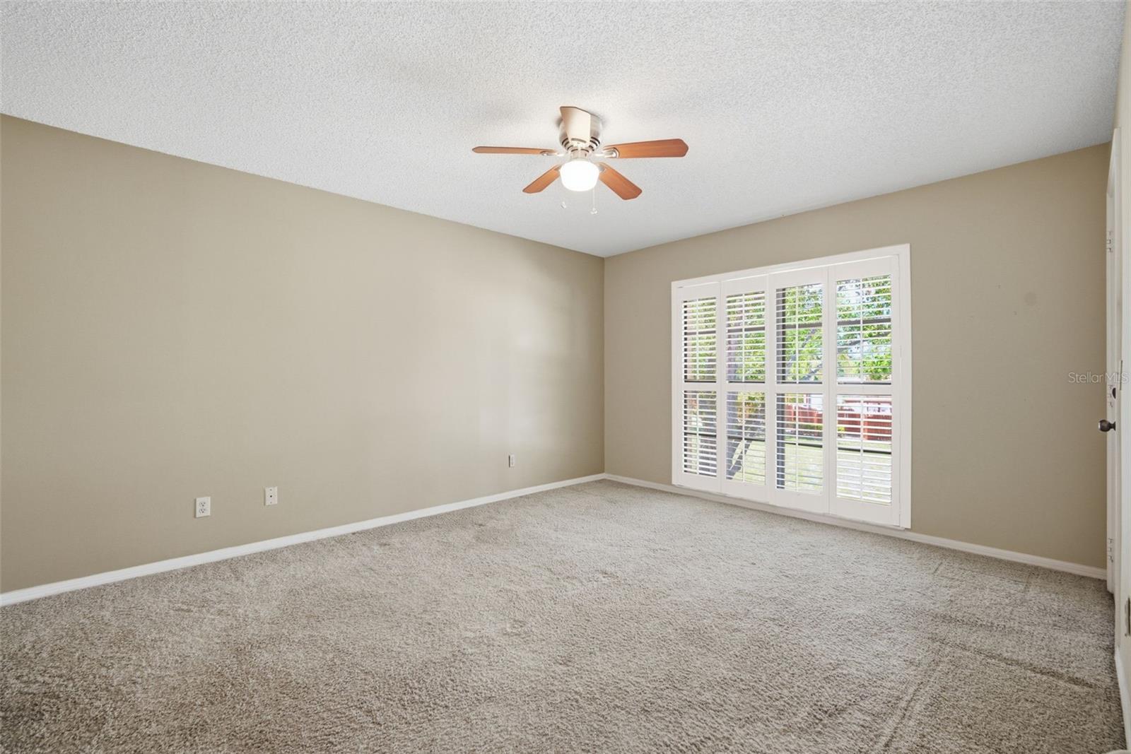 THE KNOLLS OF KINGS POINT II A - Residential