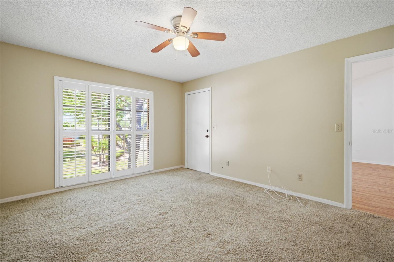THE KNOLLS OF KINGS POINT II A - Residential