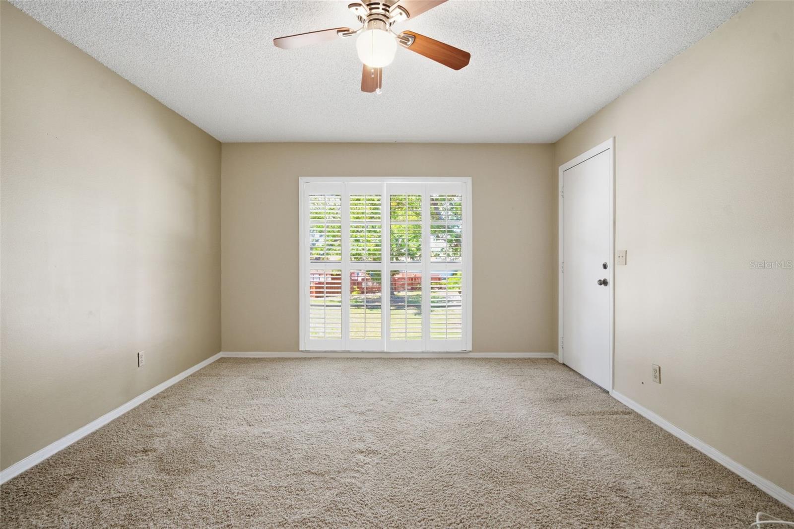 THE KNOLLS OF KINGS POINT II A - Residential
