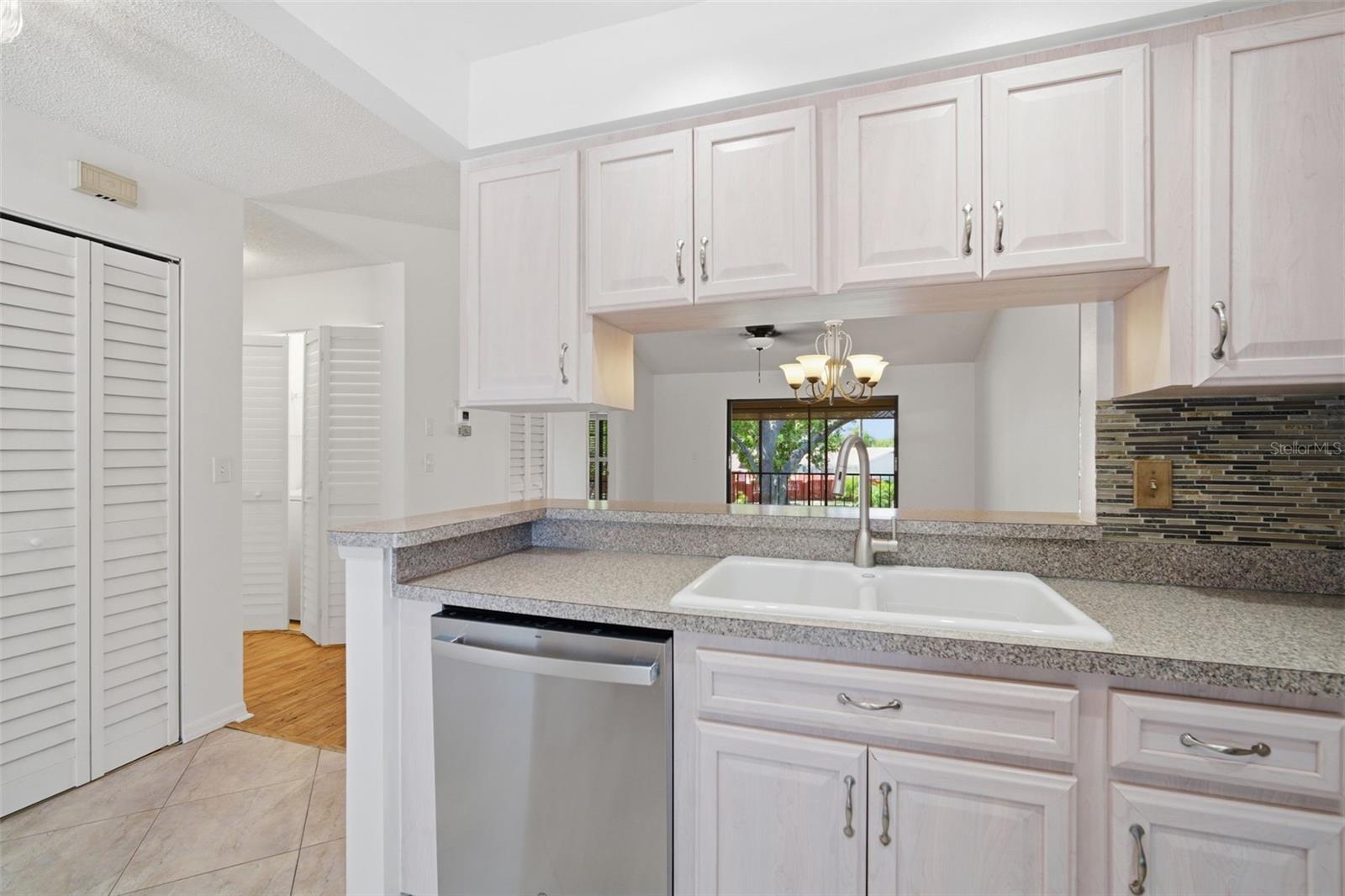 THE KNOLLS OF KINGS POINT II A - Residential