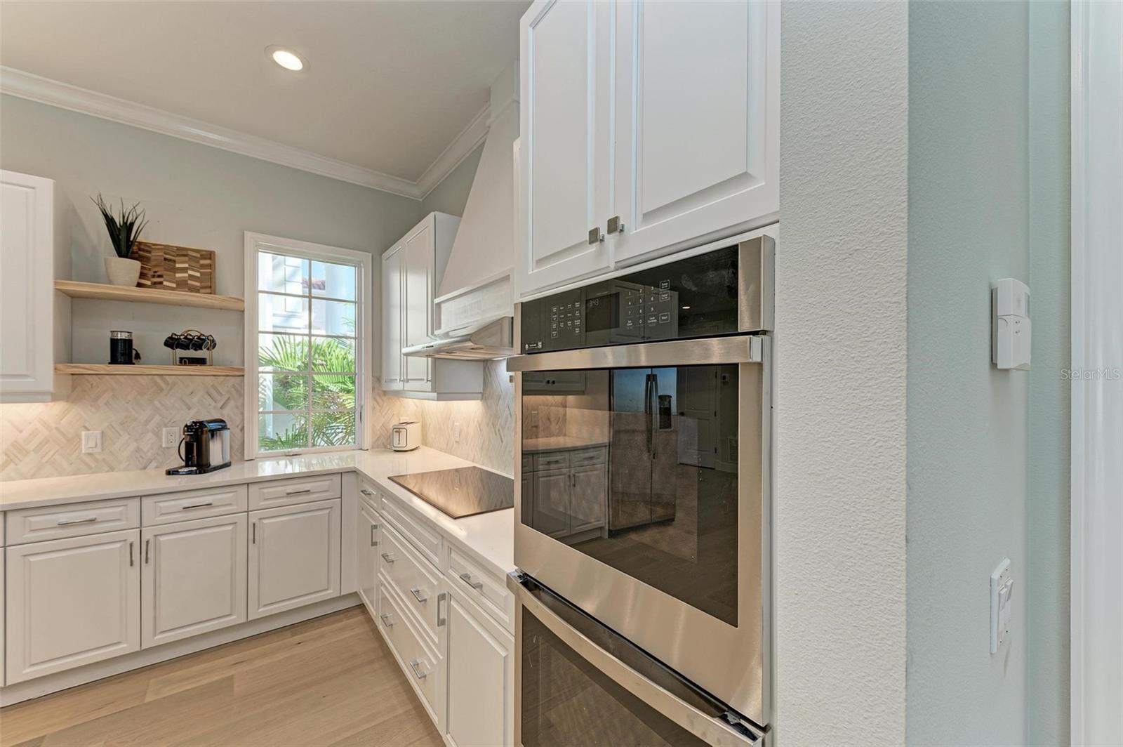 KEY ROYALE 18TH ADD - Residential