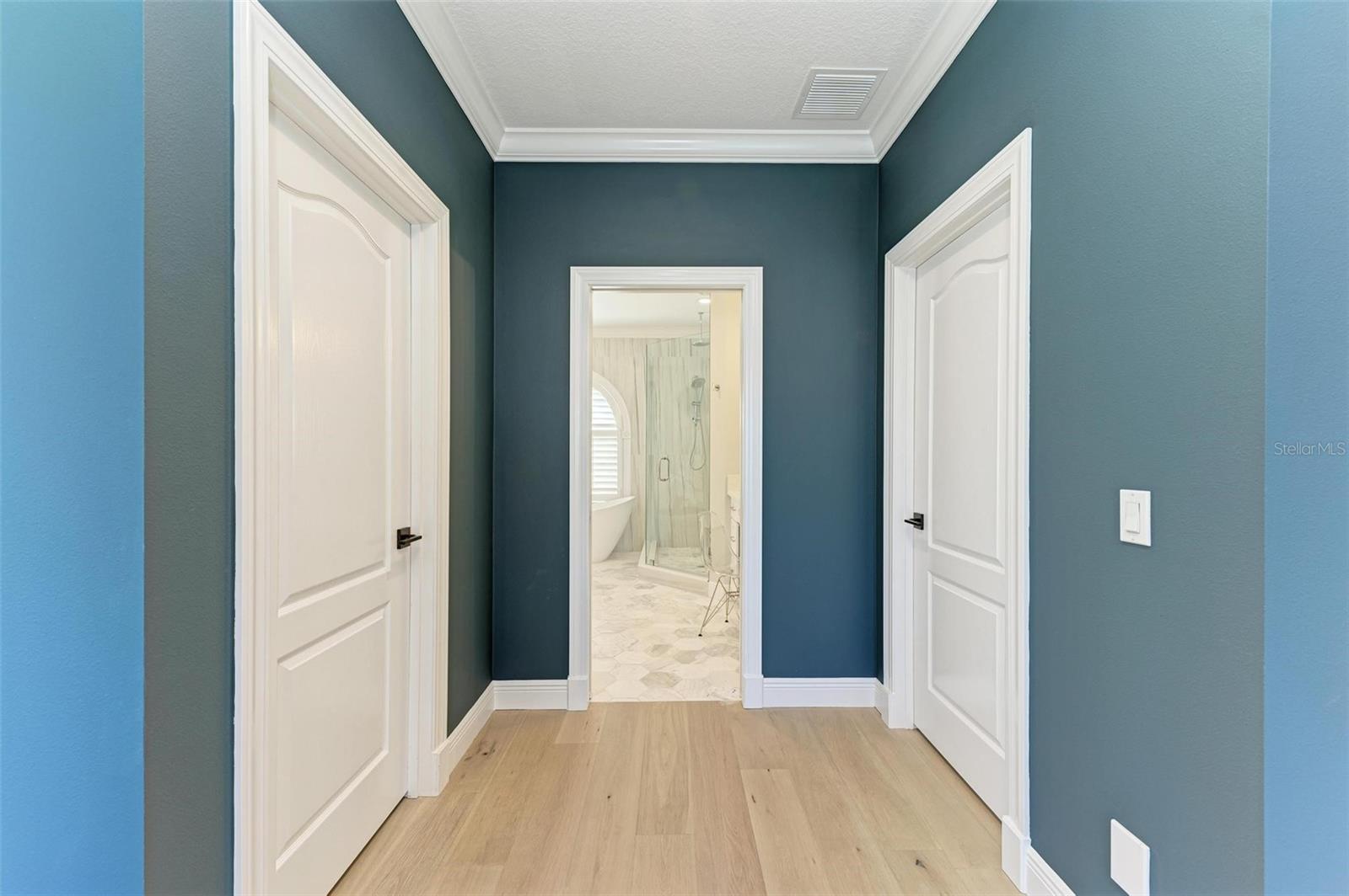 KEY ROYALE 18TH ADD - Residential