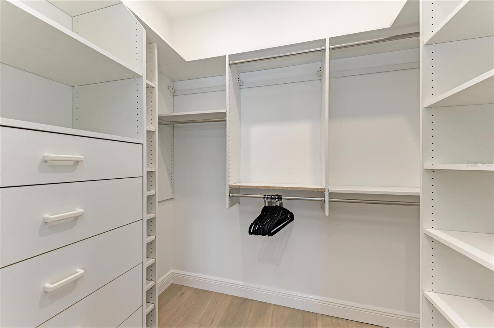 KEY ROYALE 18TH ADD - Residential