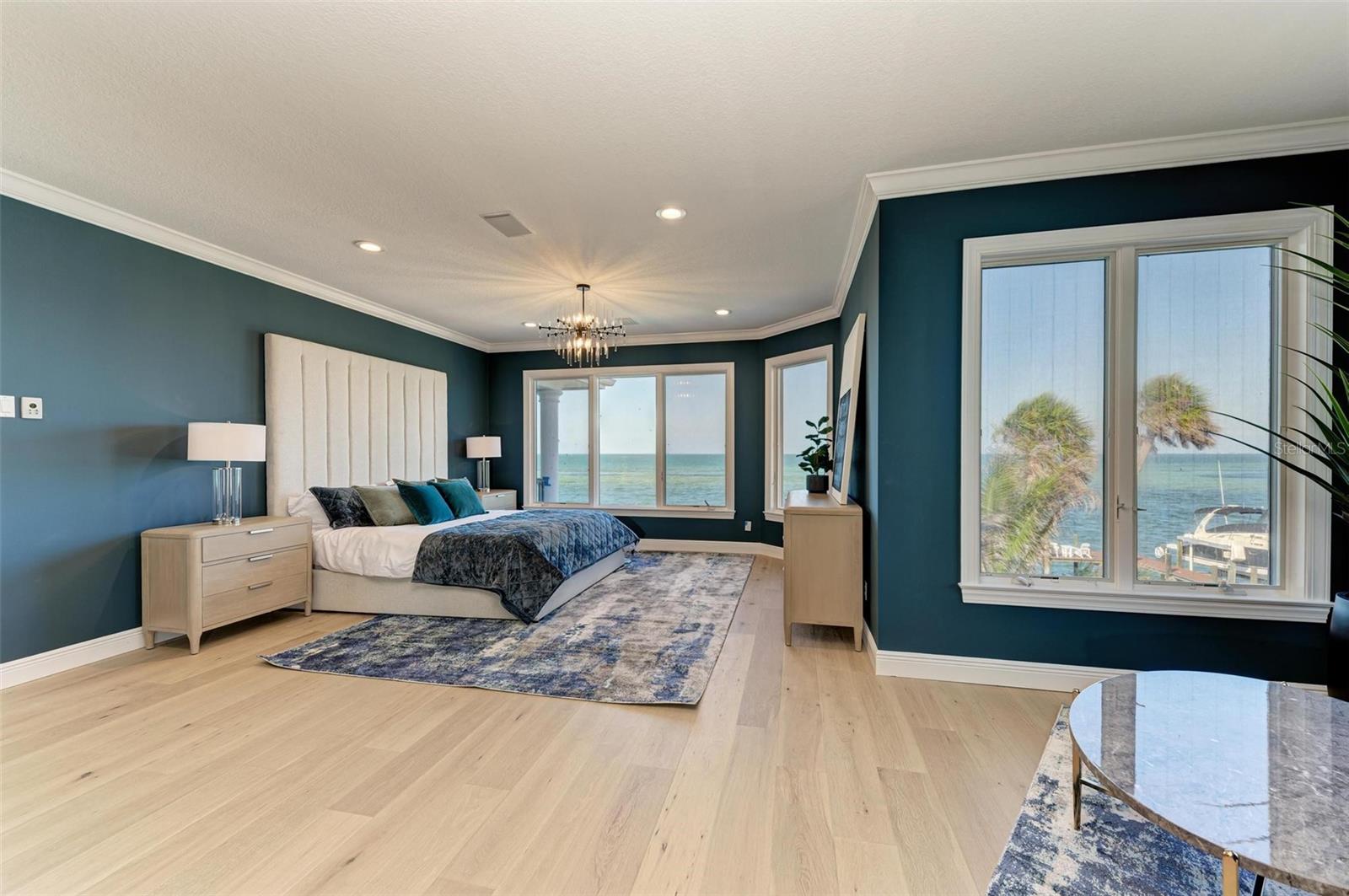 KEY ROYALE 18TH ADD - Residential