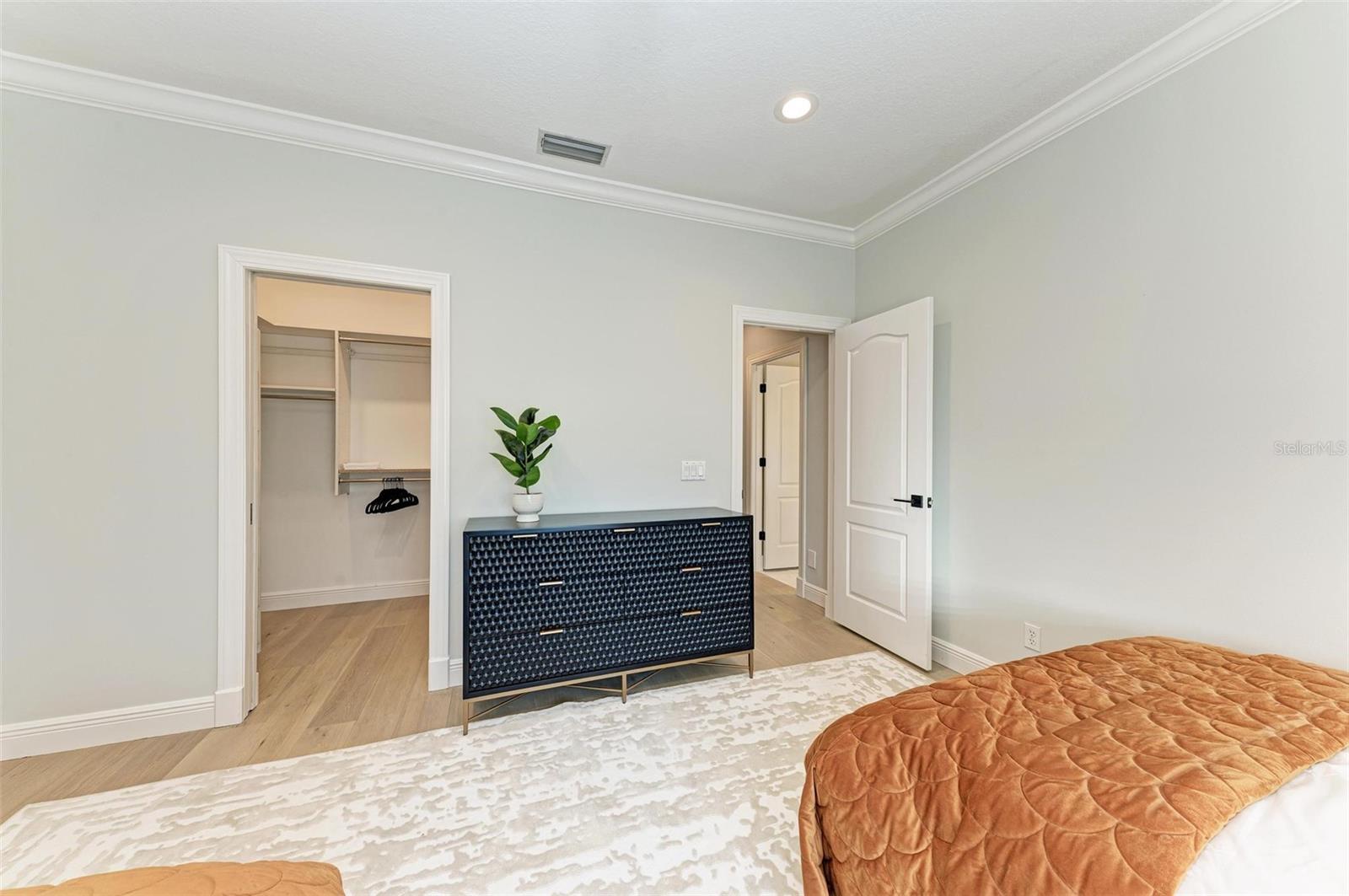 KEY ROYALE 18TH ADD - Residential