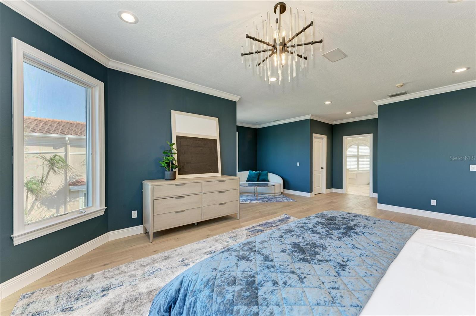 KEY ROYALE 18TH ADD - Residential