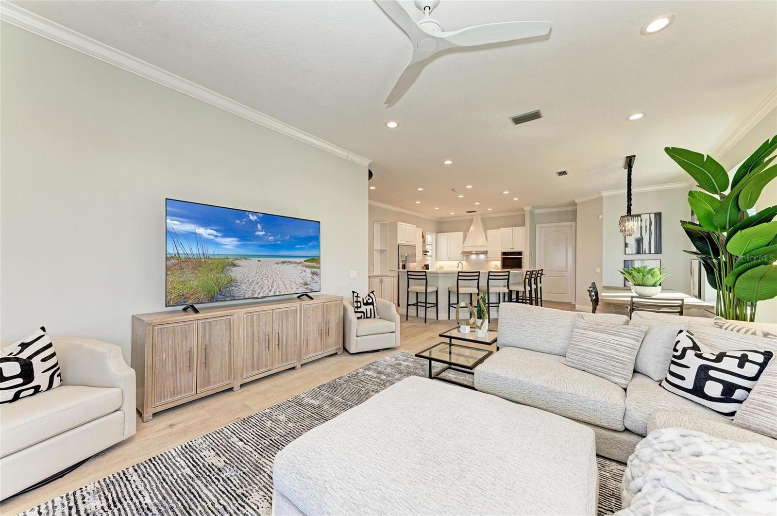 KEY ROYALE 18TH ADD - Residential