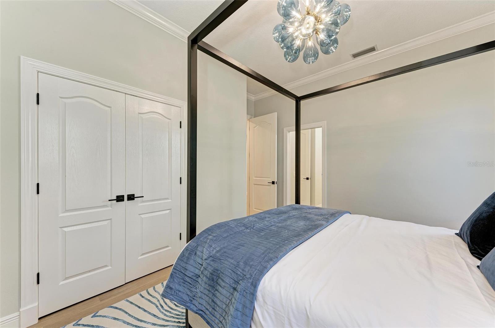 KEY ROYALE 18TH ADD - Residential