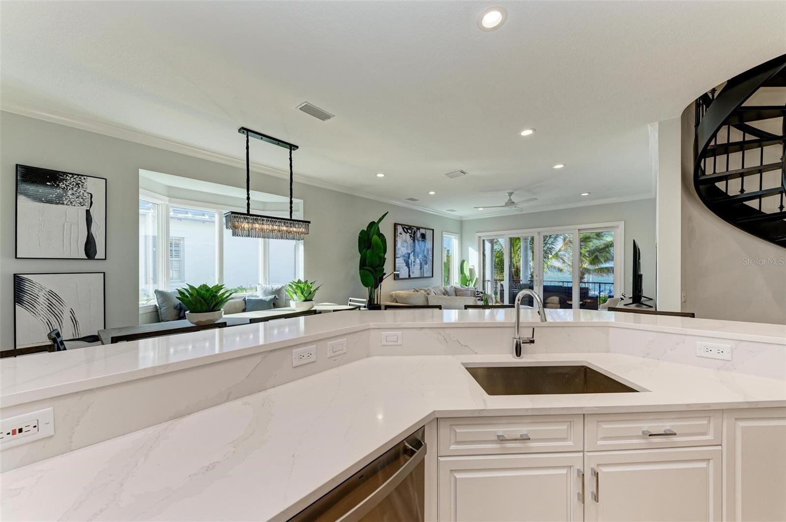 KEY ROYALE 18TH ADD - Residential