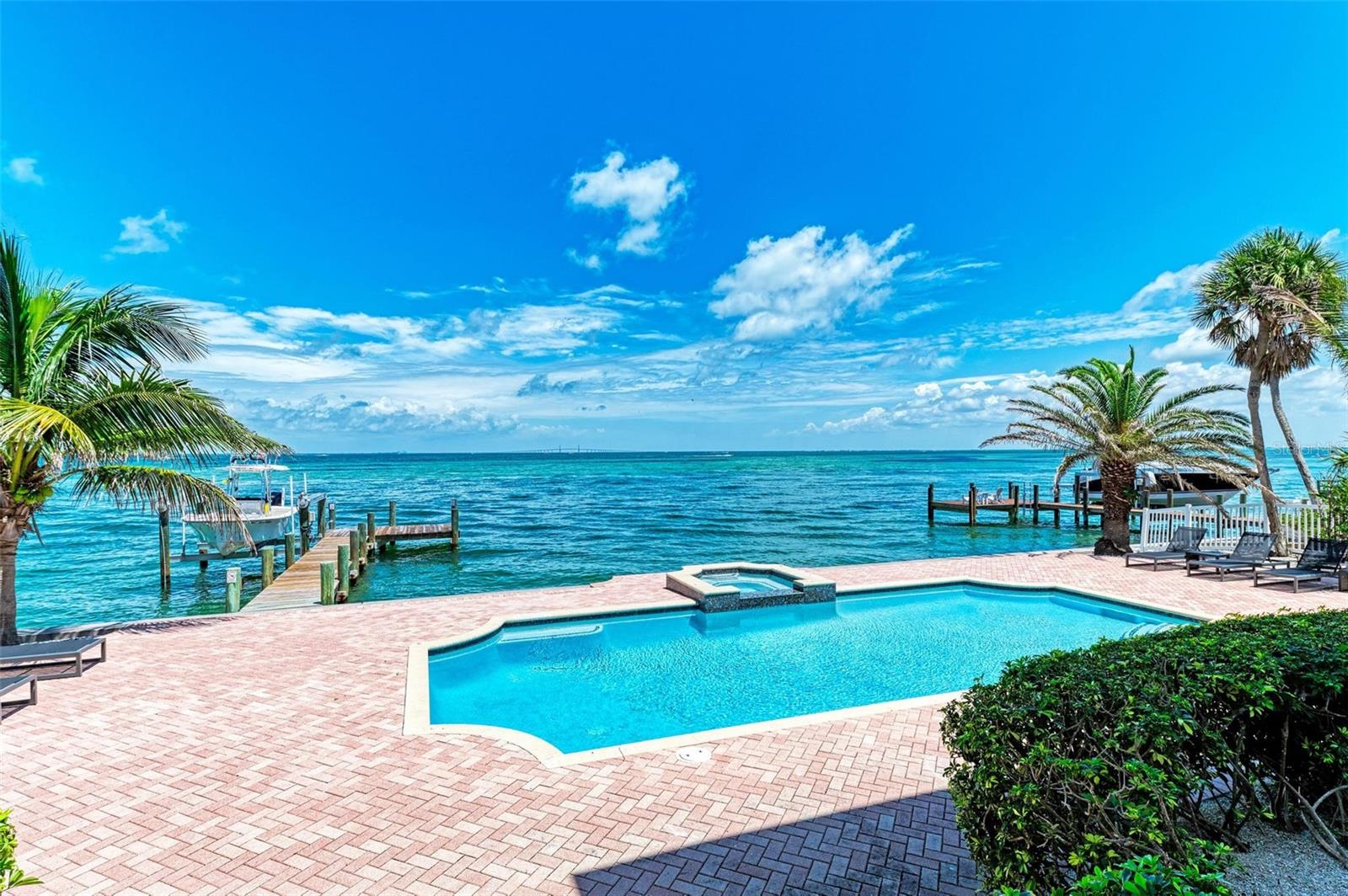 KEY ROYALE 18TH ADD - Residential