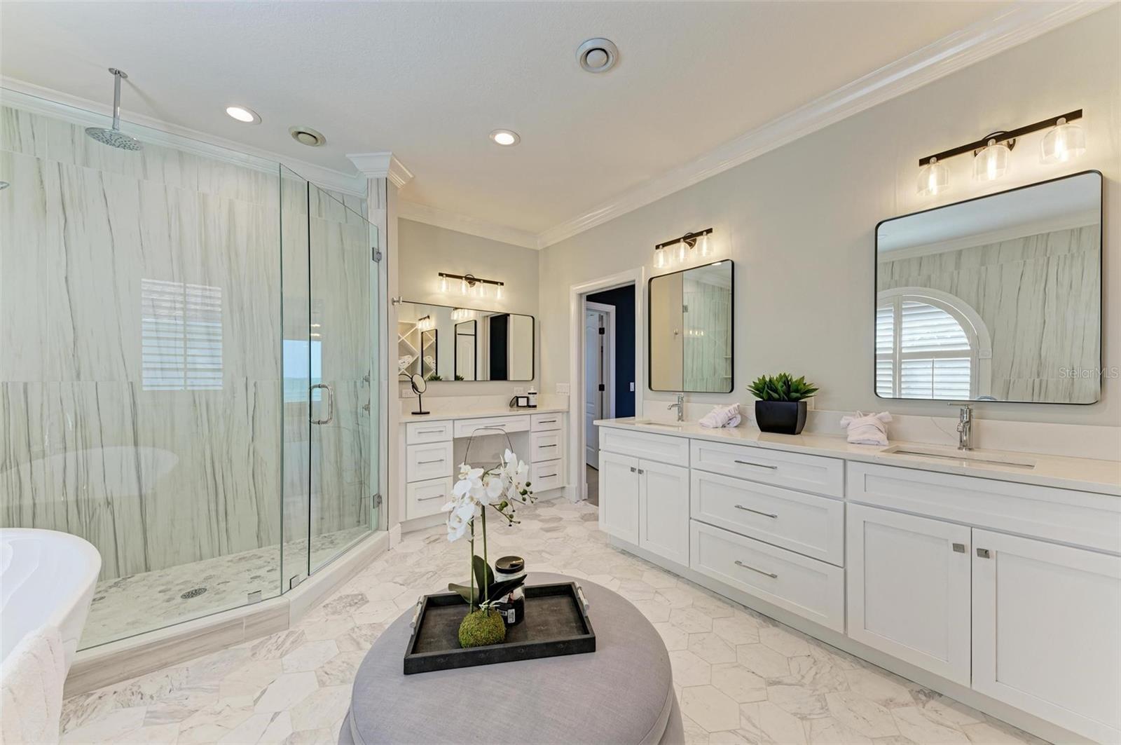 KEY ROYALE 18TH ADD - Residential