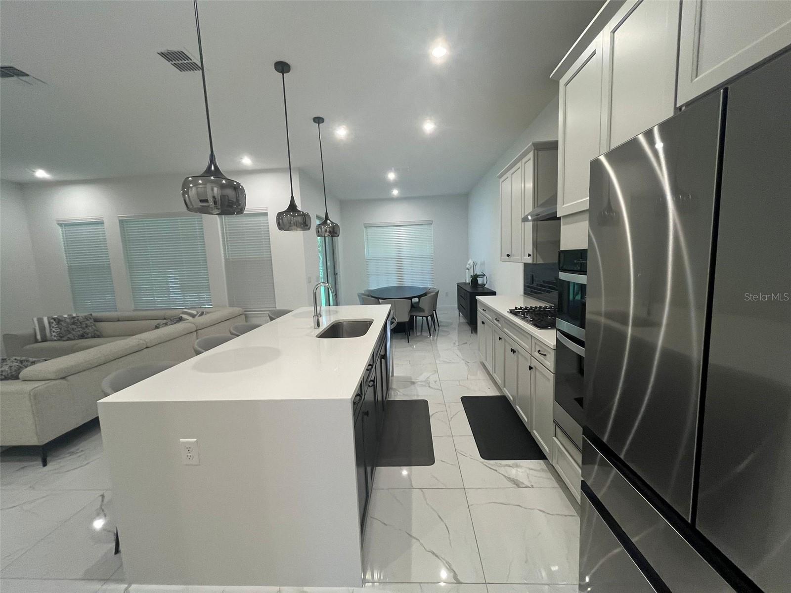 CELEBRATION ISLAND VILLAGE PH 1B - Residential Lease