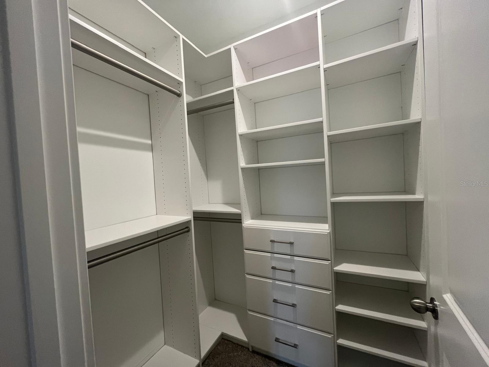 CELEBRATION ISLAND VILLAGE PH 1B - Residential Lease