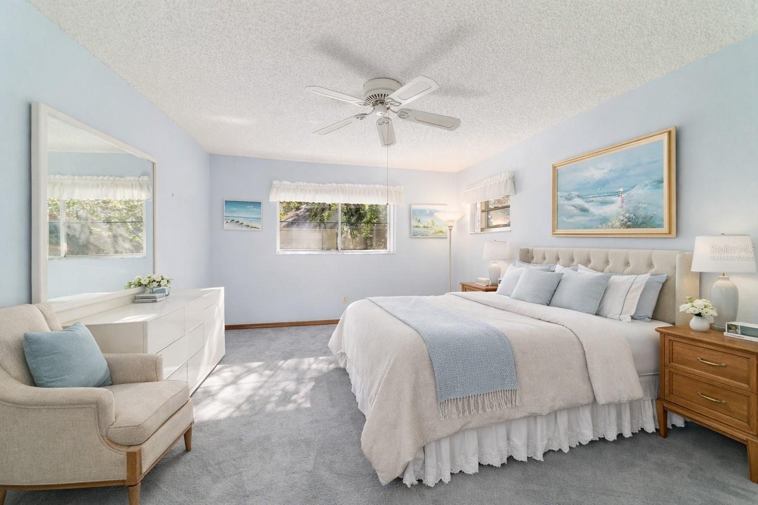 ON TOP OF THE WORLD - Residential