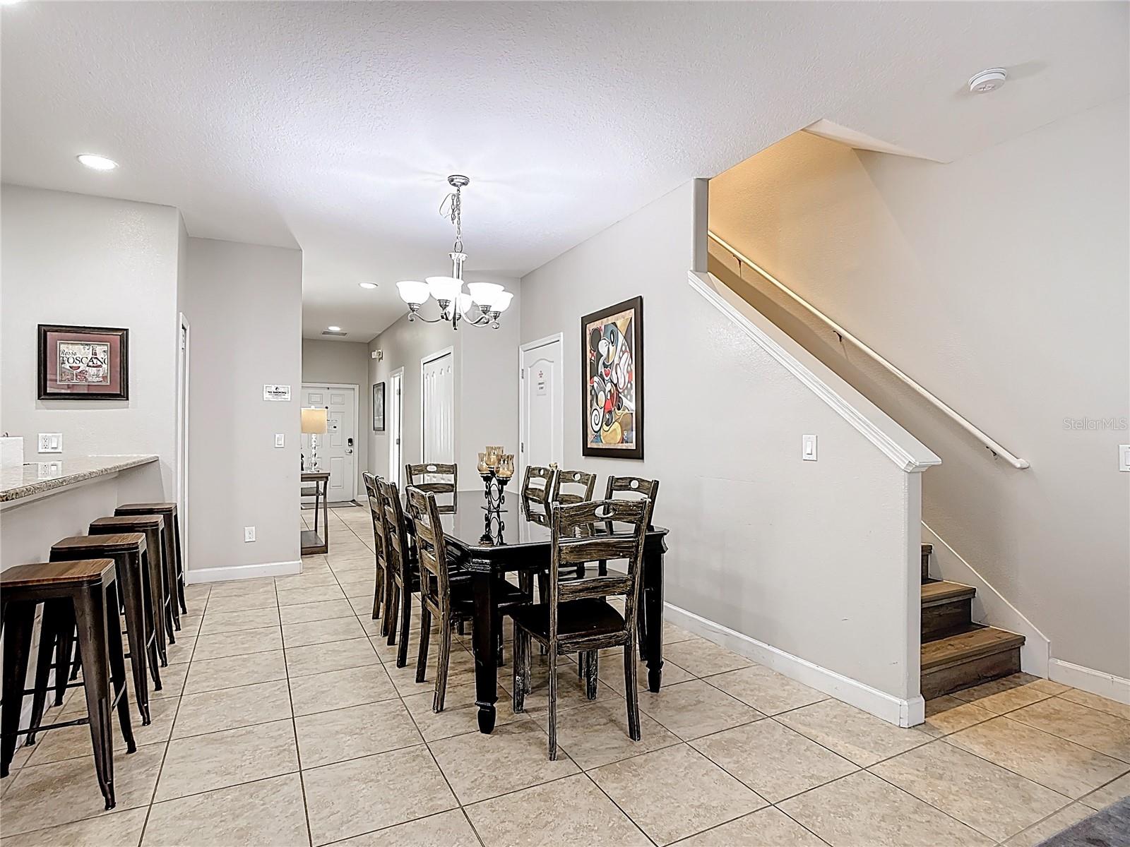 8951 CALIFORNIA PALM ROAD