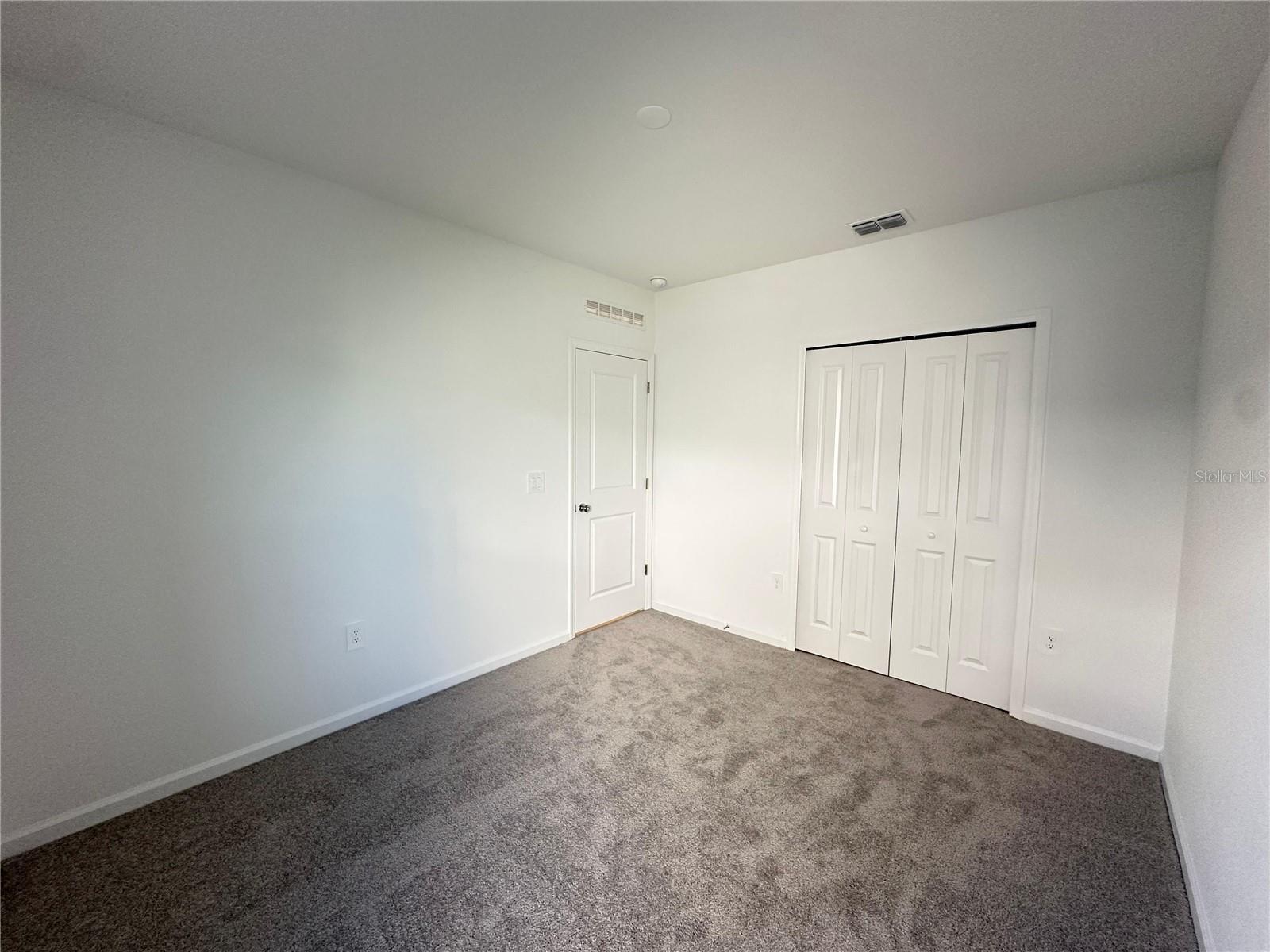 KNIGHTSBRIDGE PH 2 - Residential Lease