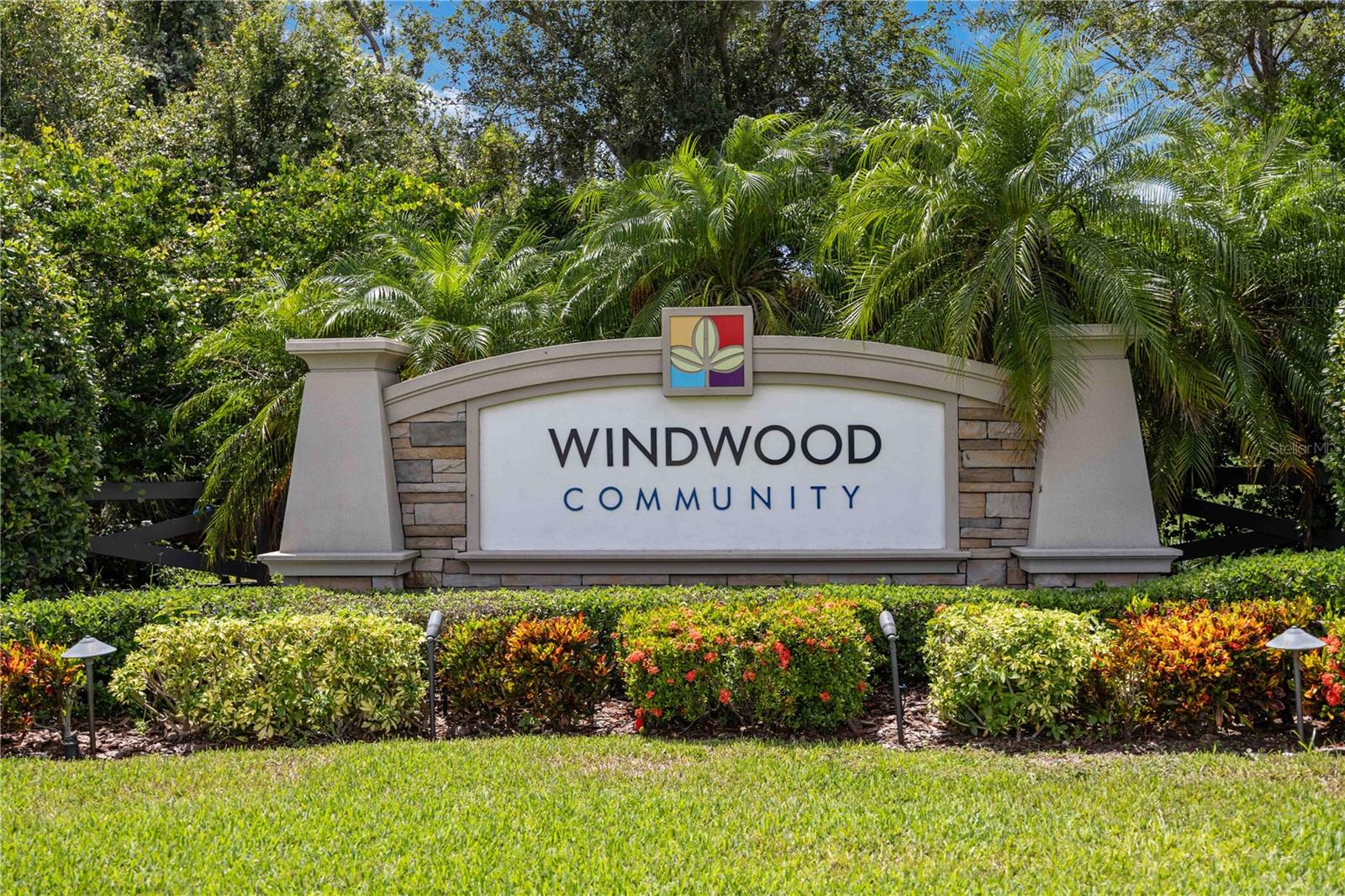 WINDWOOD - Residential