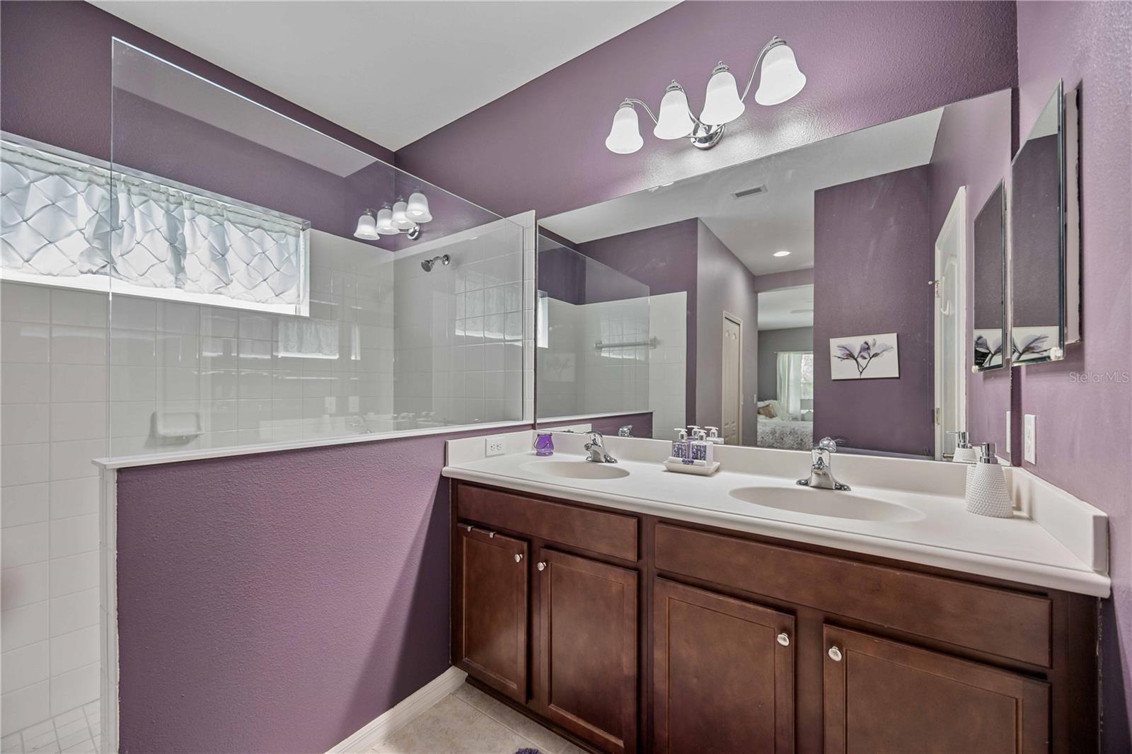 WINDWOOD - Residential