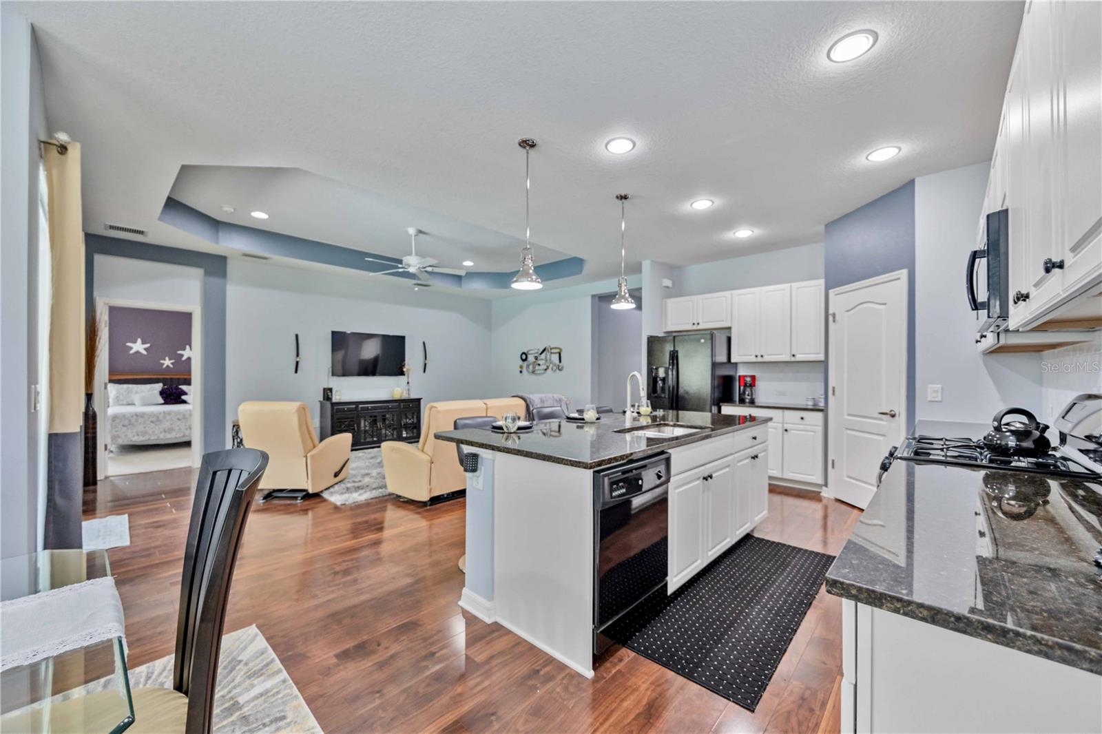 WINDWOOD - Residential