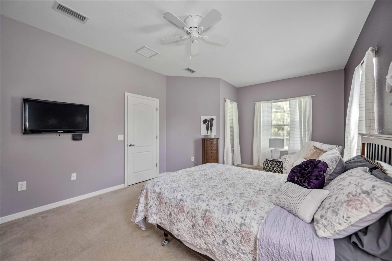 WINDWOOD - Residential