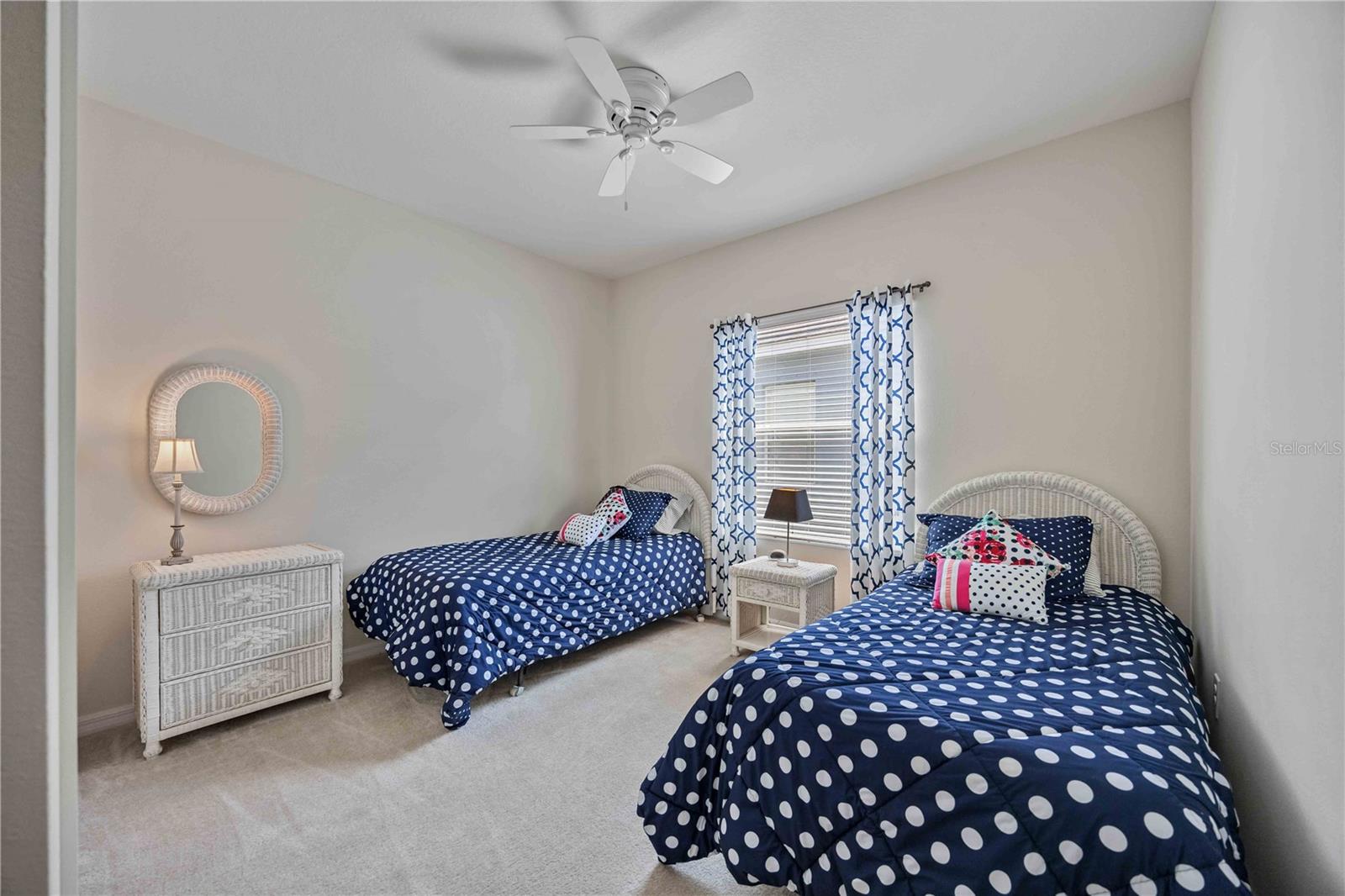 WINDWOOD - Residential