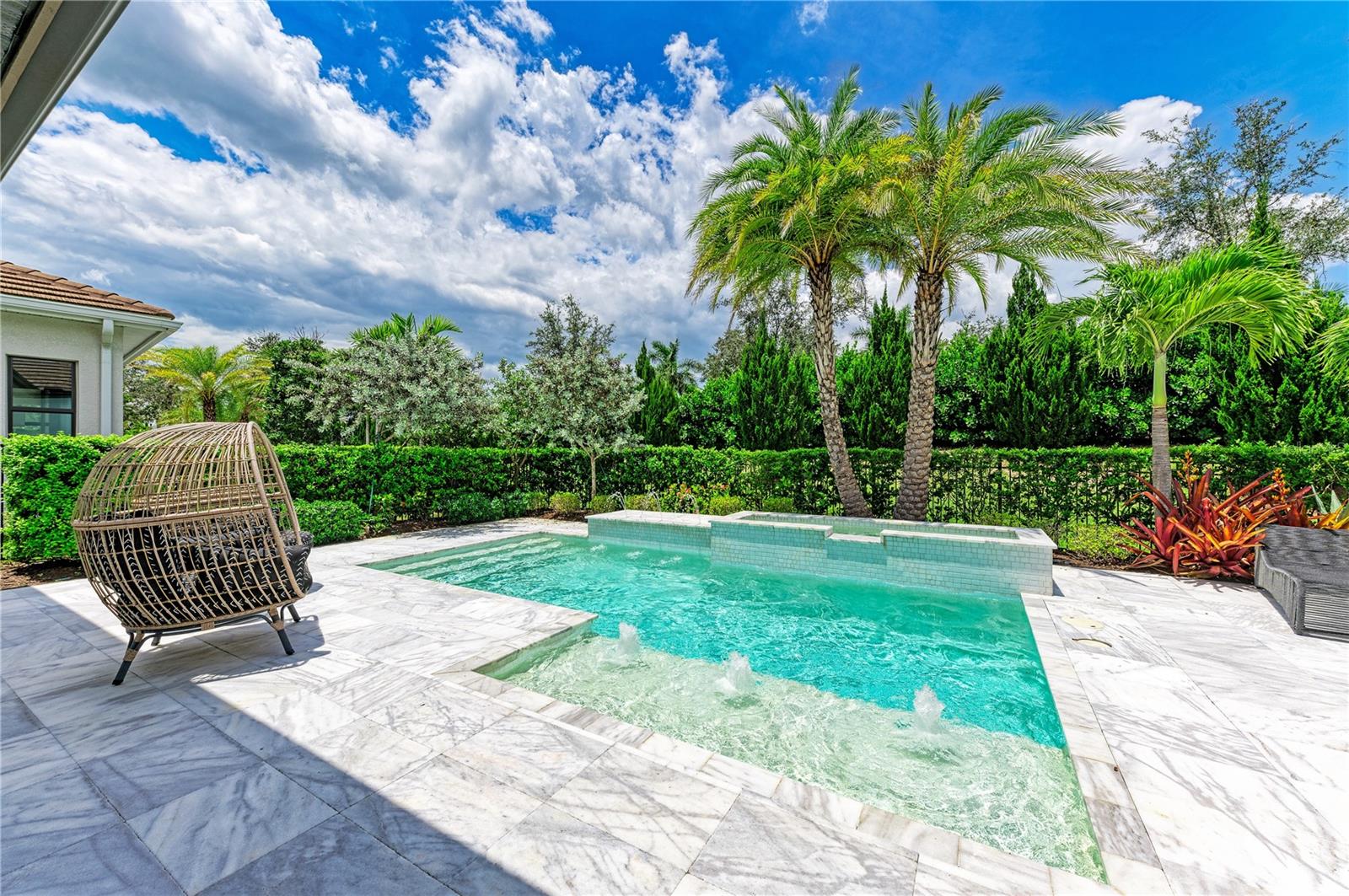 5060 SIMONS COURT