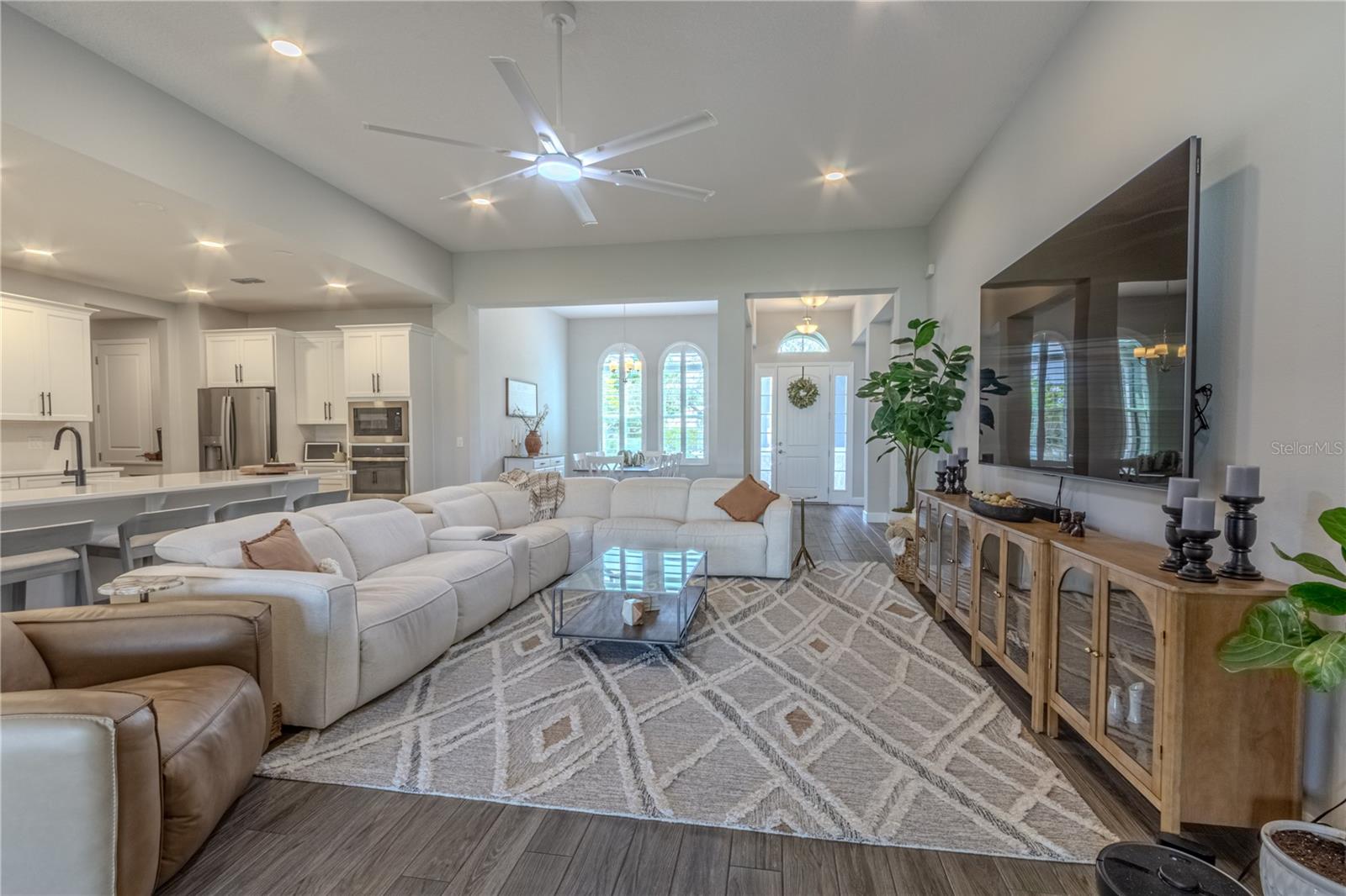 FRANCISCO PARK - Residential