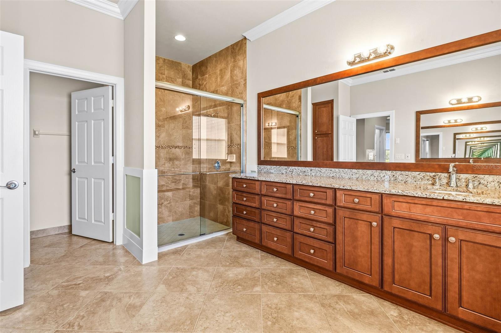 VALENCIA LAKES TR C - Residential