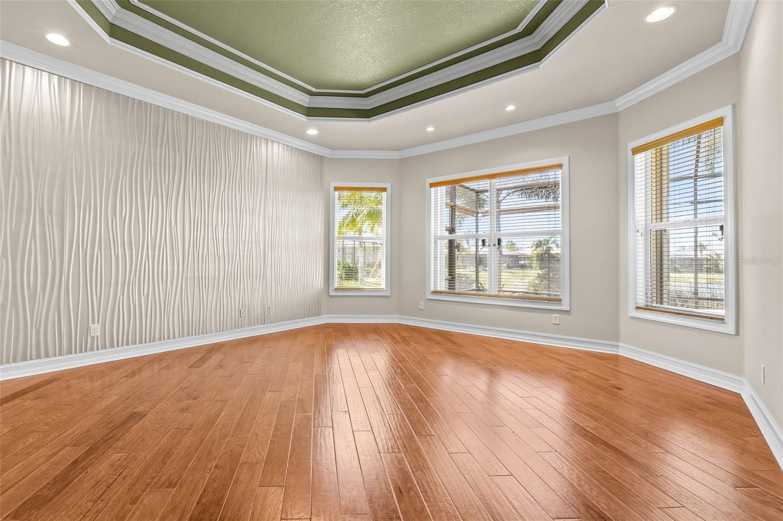 VALENCIA LAKES TR C - Residential