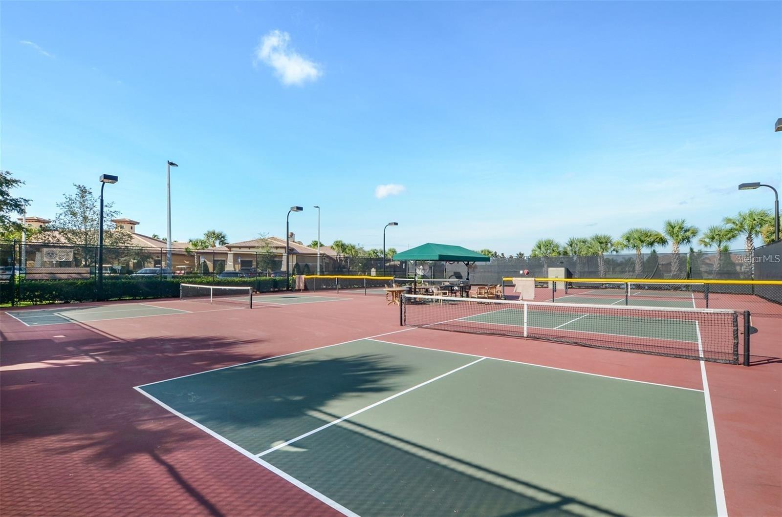 VALENCIA LAKES TR C - Residential