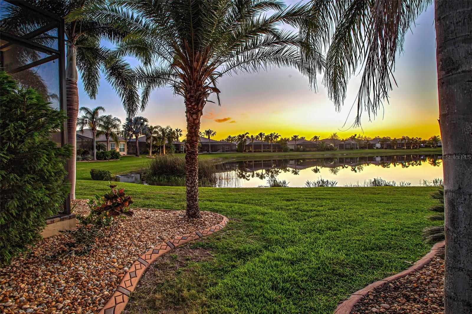 VALENCIA LAKES TR C - Residential