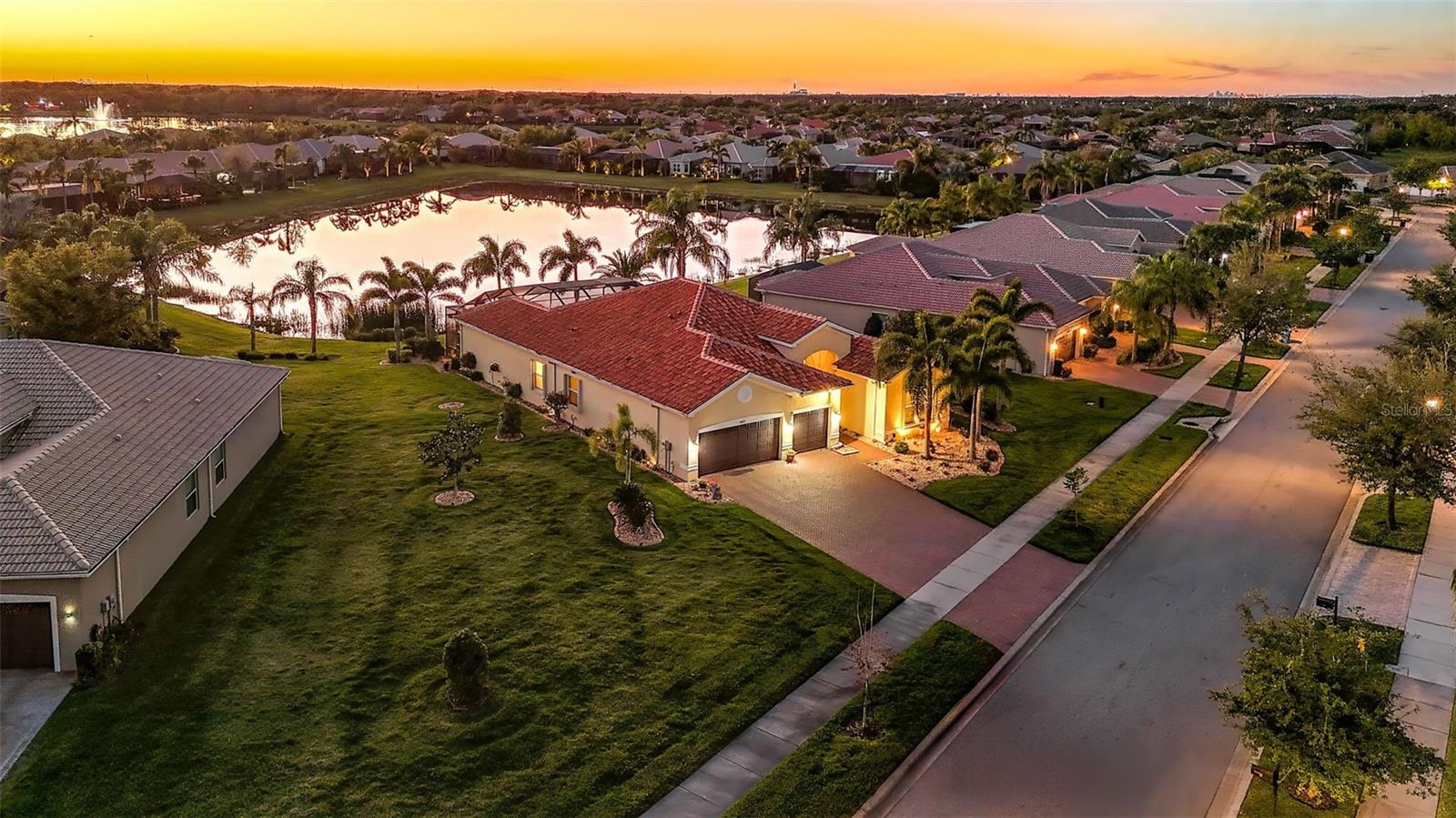 VALENCIA LAKES TR C - Residential