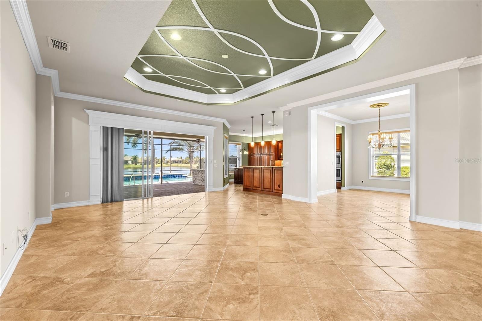 VALENCIA LAKES TR C - Residential
