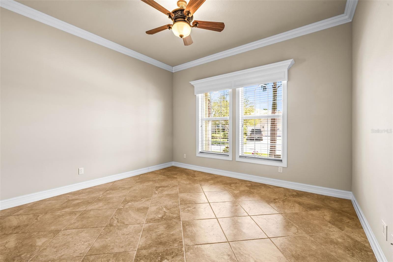 VALENCIA LAKES TR C - Residential