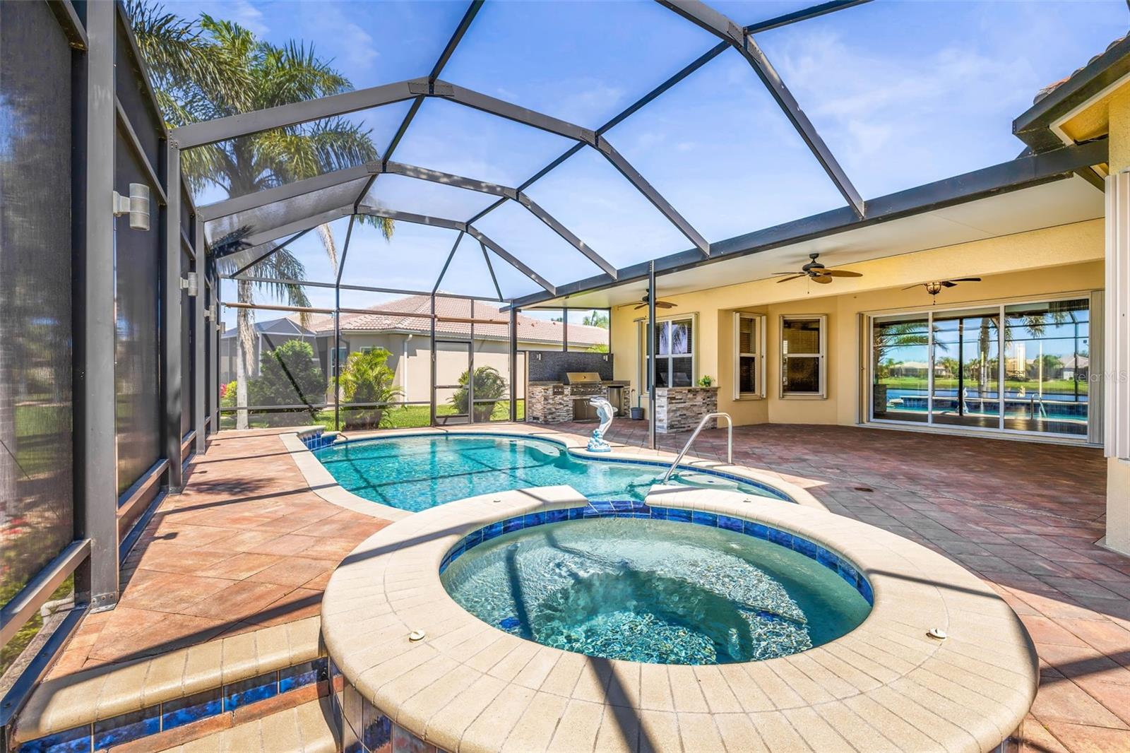 VALENCIA LAKES TR C - Residential