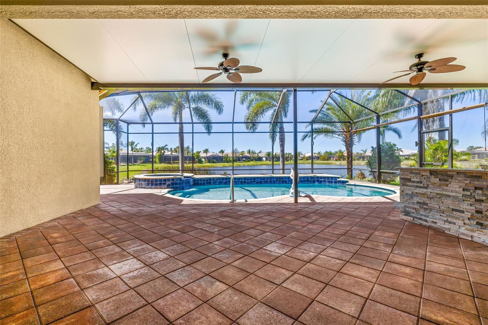 VALENCIA LAKES TR C - Residential
