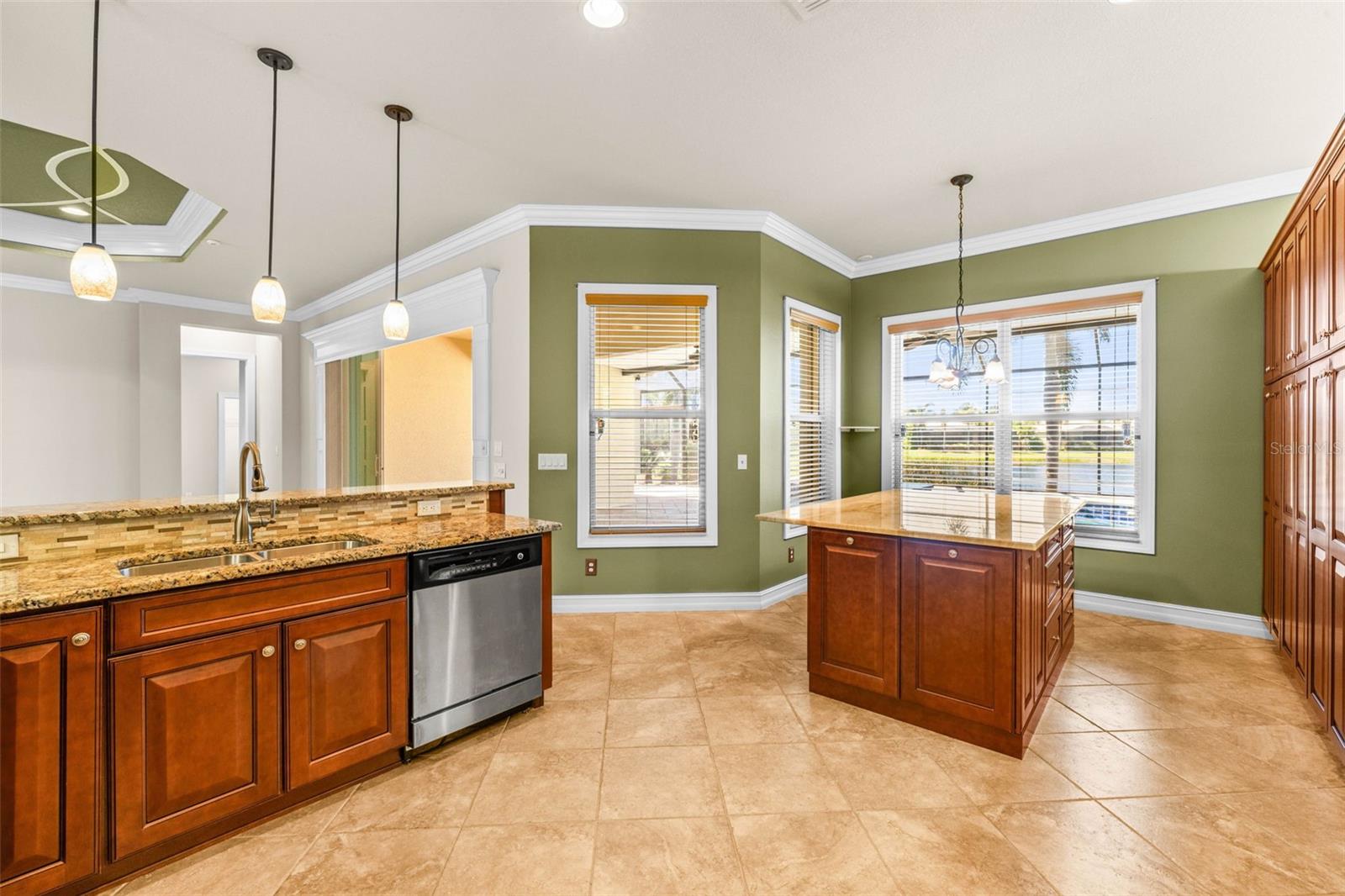 VALENCIA LAKES TR C - Residential
