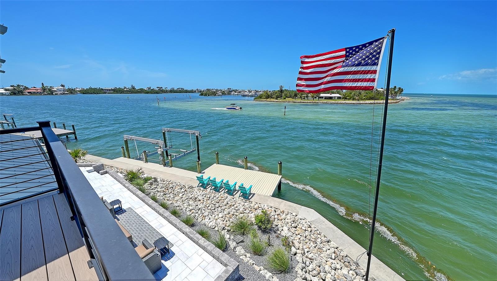 NORTH POINT HARBOUR UNIT THREE - Residential