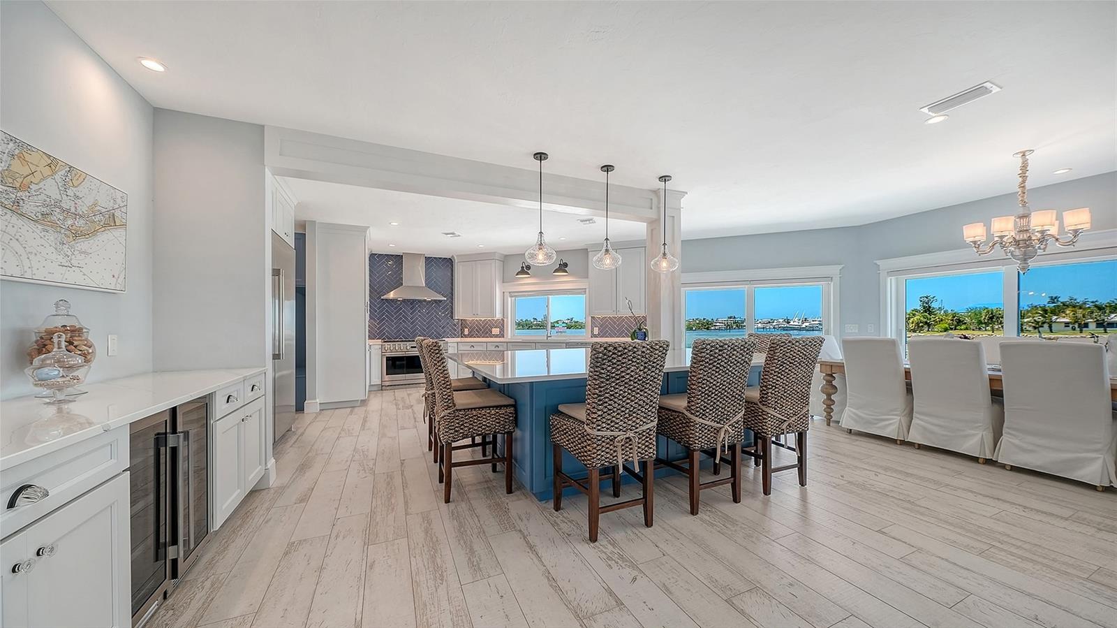 NORTH POINT HARBOUR UNIT THREE - Residential