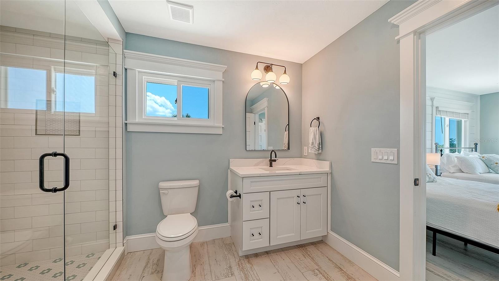 NORTH POINT HARBOUR UNIT THREE - Residential