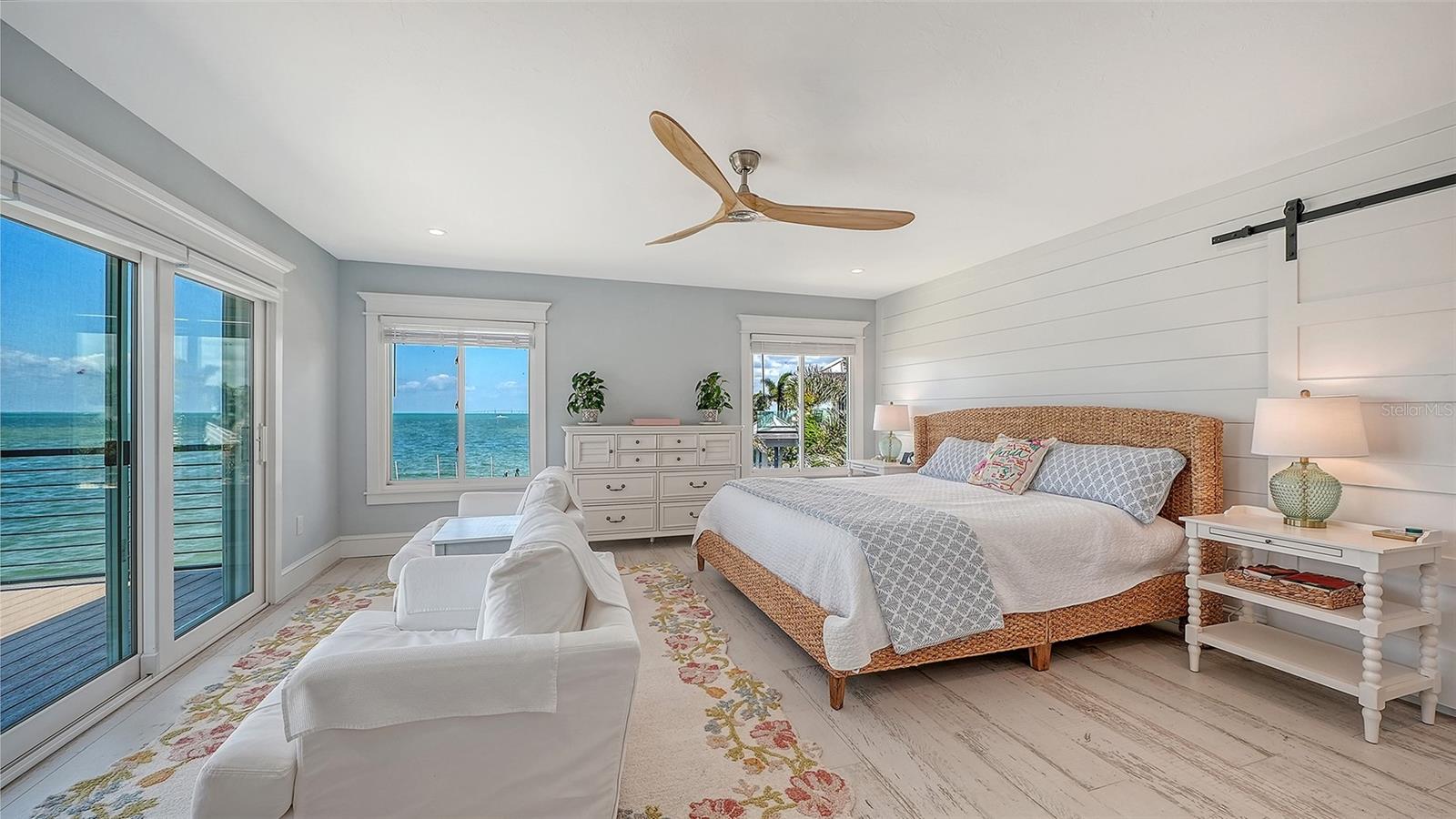 NORTH POINT HARBOUR UNIT THREE - Residential