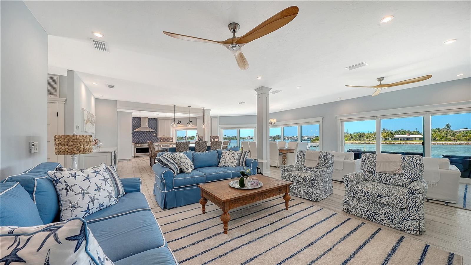 NORTH POINT HARBOUR UNIT THREE - Residential