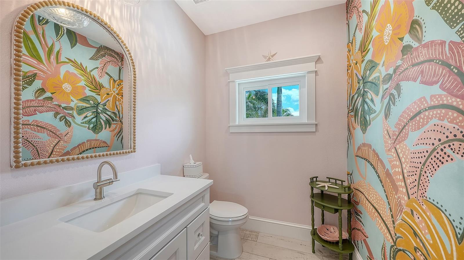 NORTH POINT HARBOUR UNIT THREE - Residential