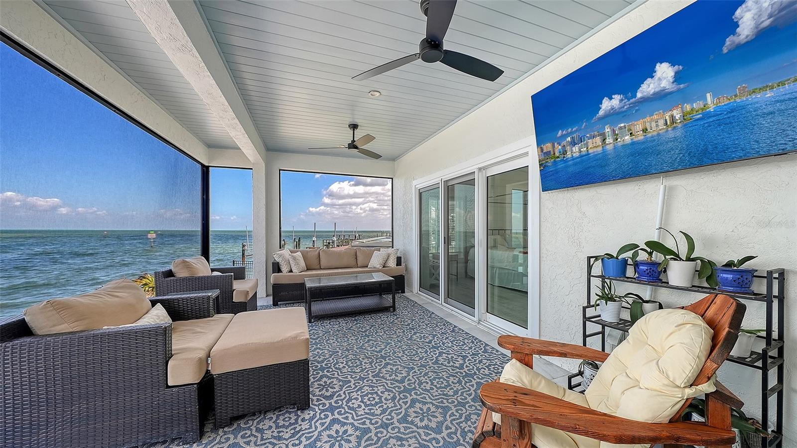 NORTH POINT HARBOUR UNIT THREE - Residential